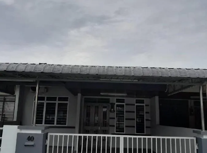 Goldenstay Homestay 40@Pasir Puteh